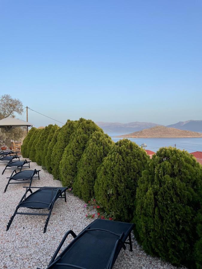 Marina Castellana Studios Chalki Town Exterior foto